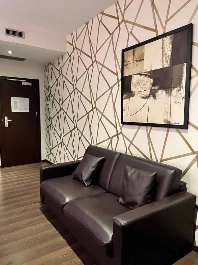 Catone District Hotel Рим Экстерьер фото