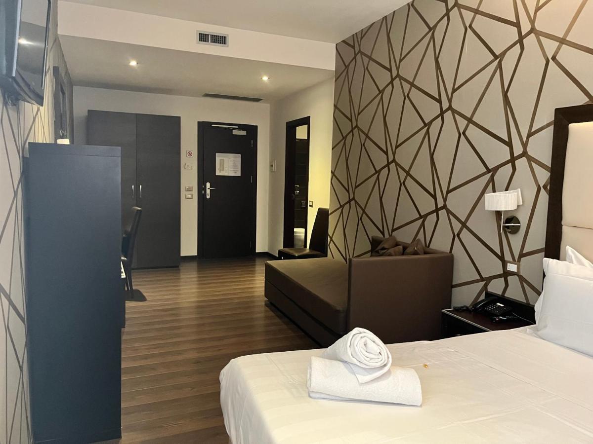 Catone District Hotel Рим Экстерьер фото
